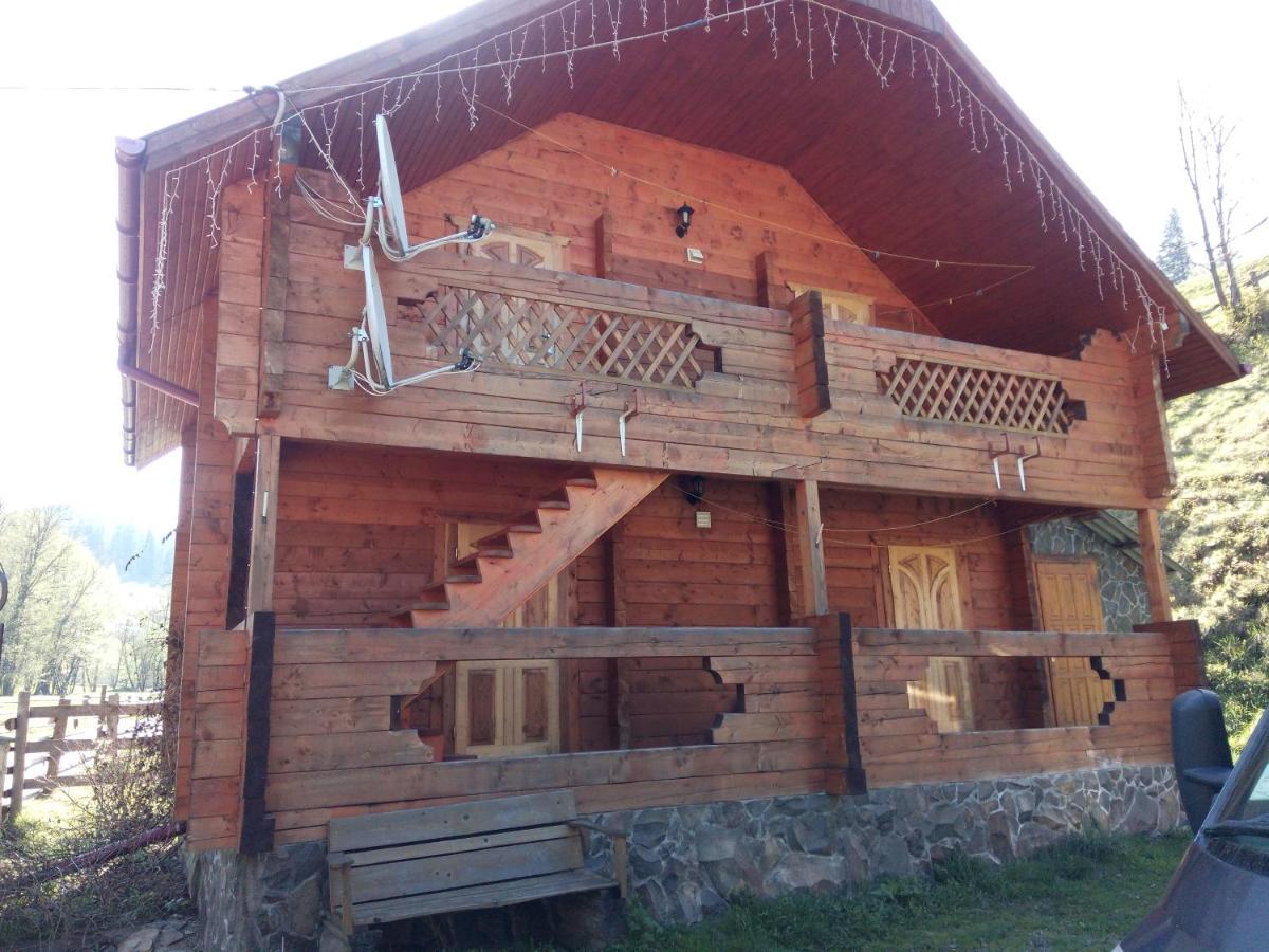 Edelveys Hotel Vorokhta Exterior foto